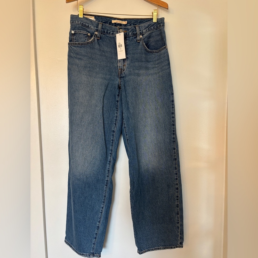 NWT Levi's Baggy Dad Jeans Size 28